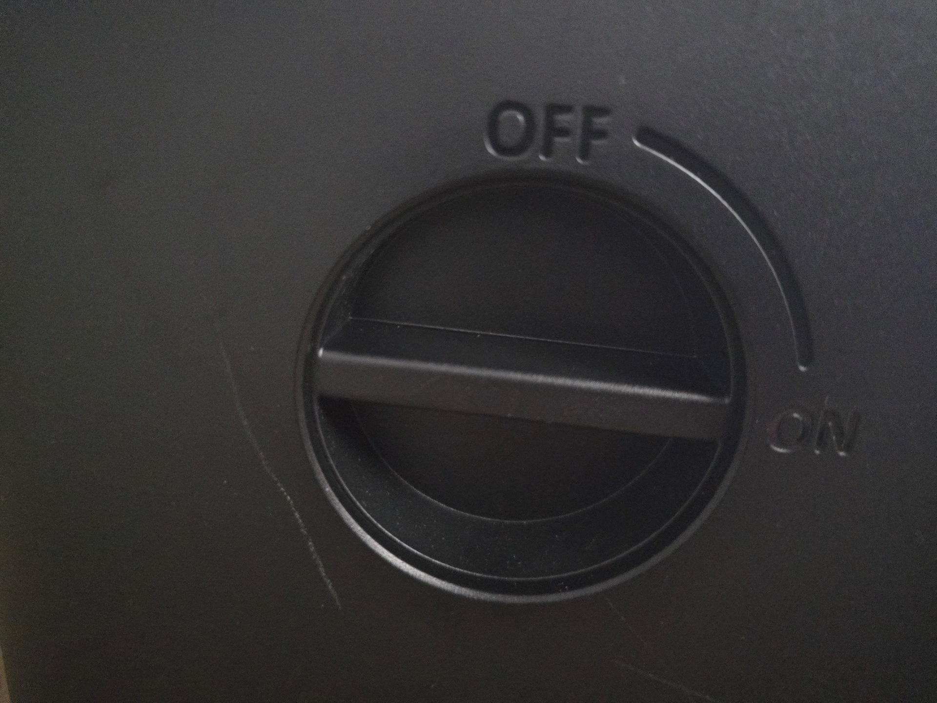 Aan uitknop HomeWizard Plug in Battery pcactive.nl