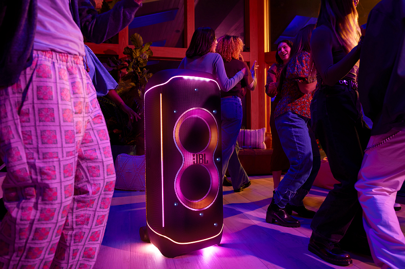 JBL Partybox Ultimate Lifestyle online