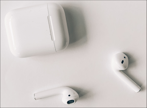 Beeld AirPods 1 2