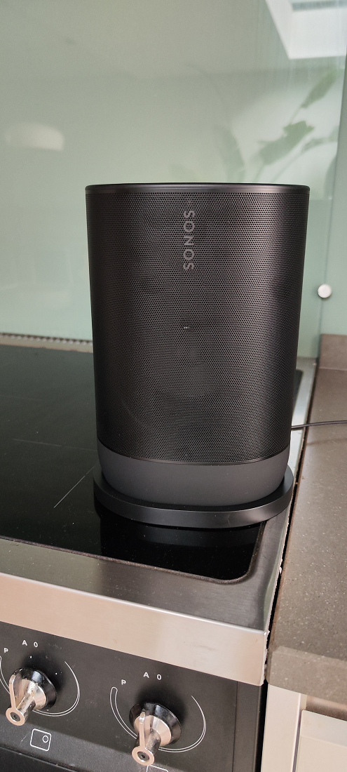 Sonos Move 2 speaker rechtop lifestyle